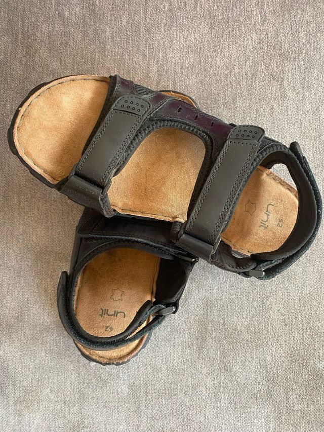 Sandalias Unit T42 Negras