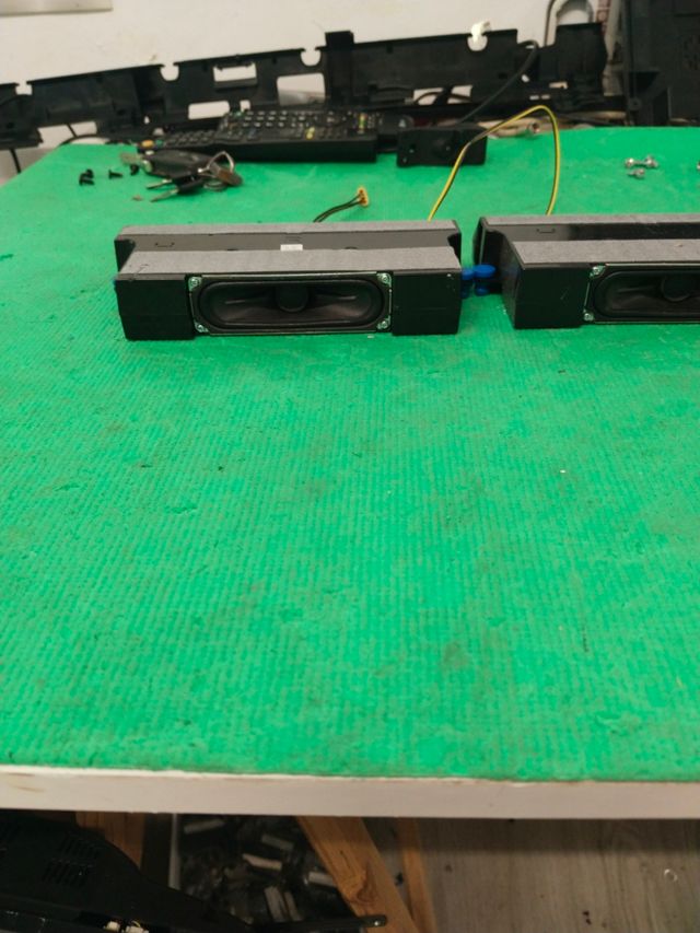 Altavoces Samsung 43 Negro