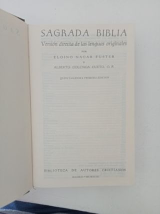 Sagrada Biblia.