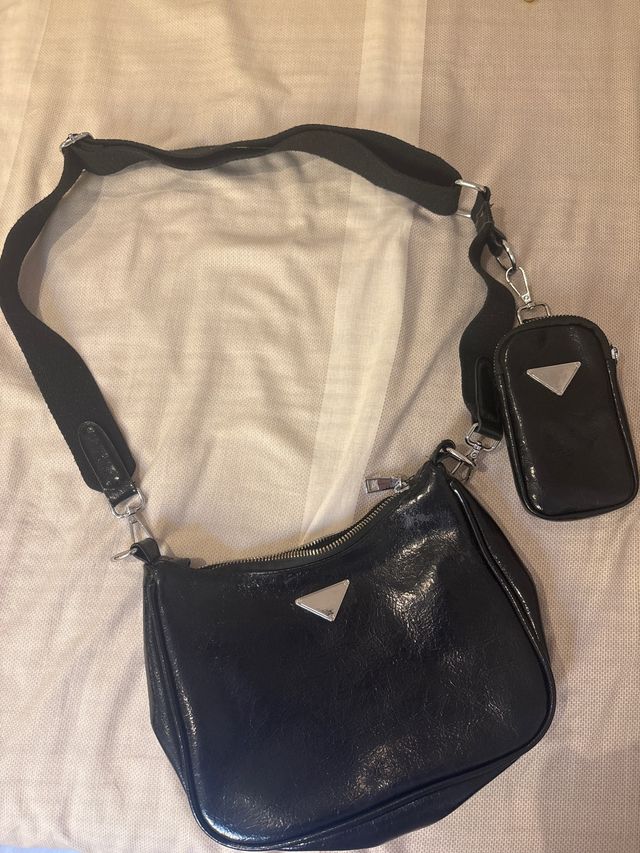 Bolso bandolera negro estilo Prada