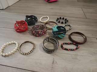 14 pulseras todas por 2€