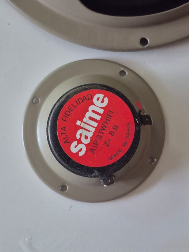 Altavoces antiguos Saime beige