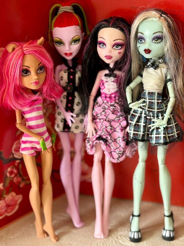 Pack 4 Monster High Antiguas