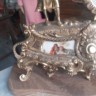 Reloj de Bronce con Imágenes de Porcelana