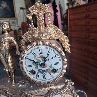 Reloj de Bronce con Imágenes de Porcelana