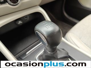 Volvo XC40 T3 Momentum 115 kW (156 CV)