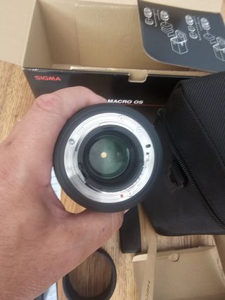 Sigma 105mm F2.8 EX DG Macro OS Nikon