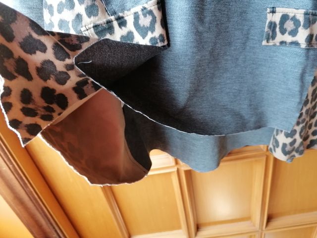 Blusa donna taglia curvy con stampa leopardata