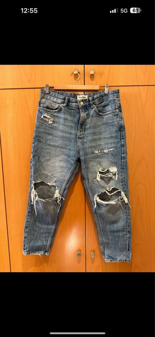 Pantalones vaqueros rotos Pull&Bear