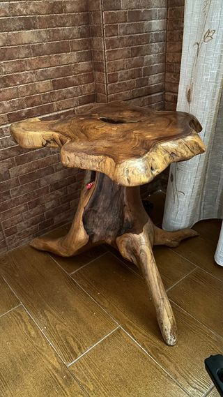 Set di comodini rustici in legno