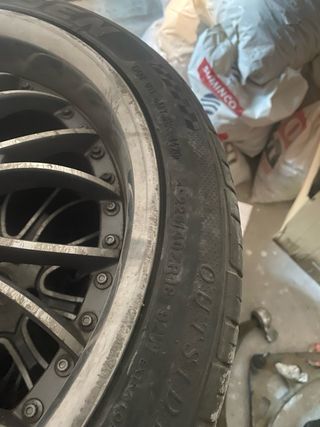 Ruedas BMW 18’ 225/40/ZR18 del y 255/40/ZR1 tras.