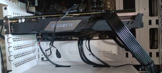 Tarjeta Gráfica Gigabyte RTX 2060 OC