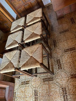 Taburetes de mimbre y madera (6 unidades)