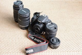 5 objetivos + flash + Regalo Canon EOS 700D