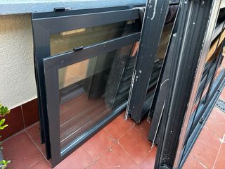 Puerta balconera + ventana