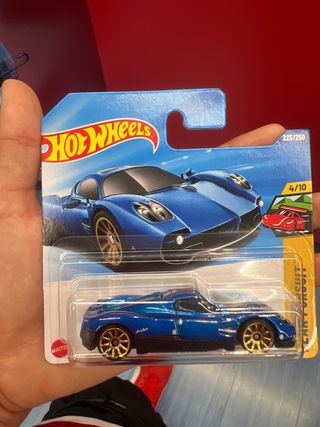 Hotwheels Pagani Azul
