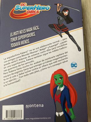 - Las aventuras de Katana, Batgirl y Supergirl.