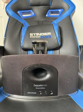 Bowers & Wilkins Zeppelin Mini Negro