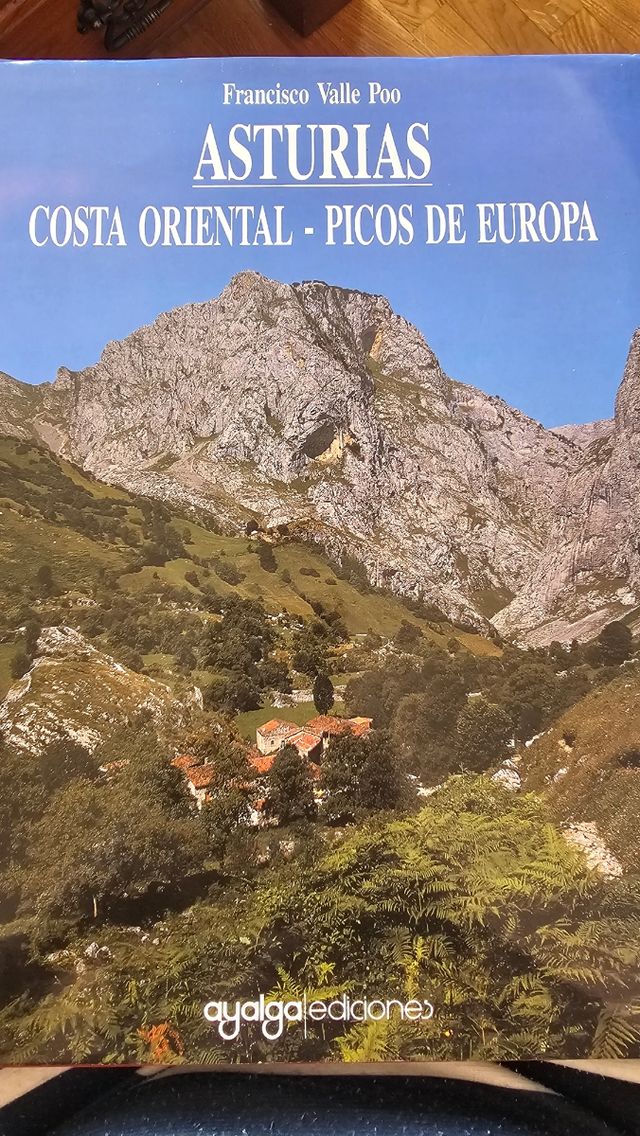 Libro Asturias Costa Oriental - Picos de Europa