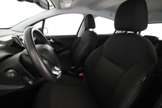Peugeot 208 1.2 PureTech Signature