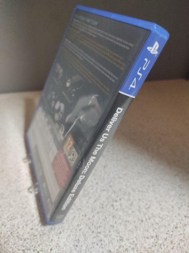 Deliver Us The Moon PS4 Deluxe Edition