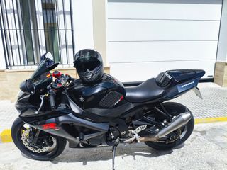 Suzuki GSXR 1000 K8