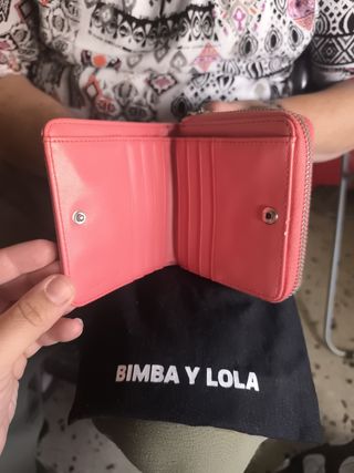 Cartera Bimba y Lola rosa y negra