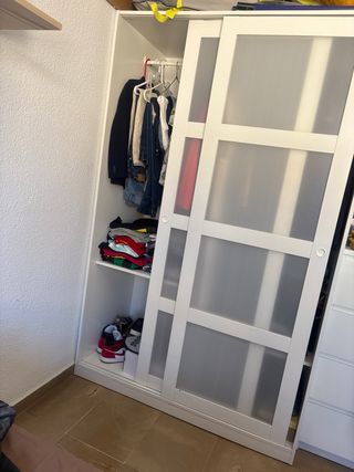 Armario blanco puertas correderas