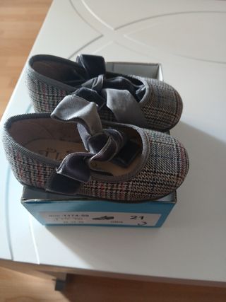 Zapatos niña Tokolate
