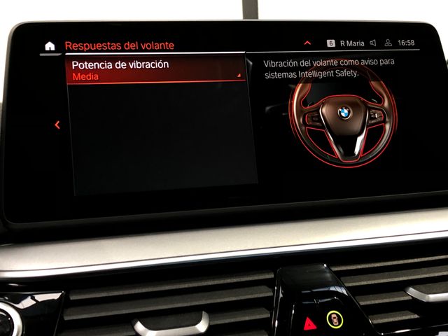 BMW 520dA TOURING G31.