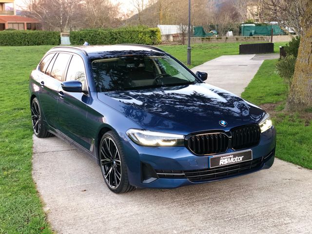 BMW 520dA TOURING G31.