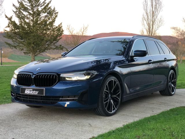 BMW 520dA TOURING G31.