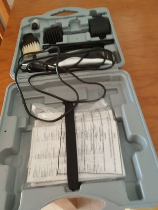 Máquina Cortapelo Taurus con Accesorios