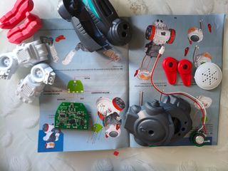 Robot Evolution Clementoni Programable