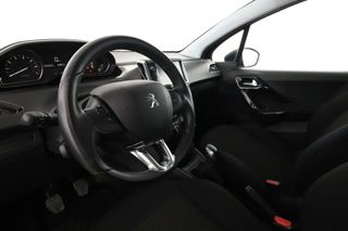 Peugeot 208 1.2 PureTech Signature