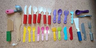 Cocinita de madera para niños