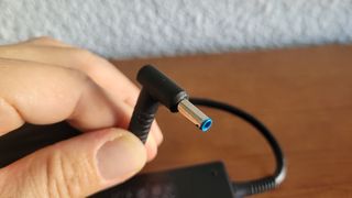 Cargador HP 120W Punta Azul Original