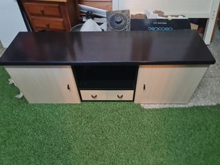 Mueble bajo TV salón madera beige y wengue 