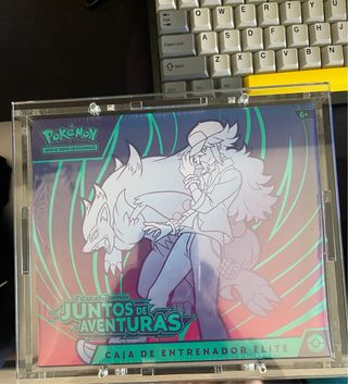 ETB Pokémon Juntos de Aventura (journey together)