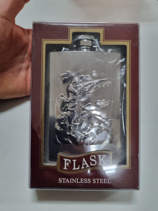 Licorera de cazador 8oz