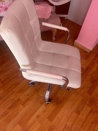 Lote 4 Sillas Giratorias Blancas con Ruedas