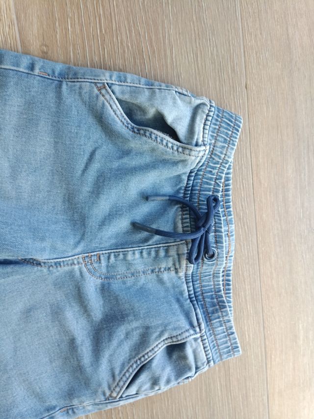 Pantalón vaquero 7-8 años