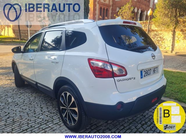 Nissan Qashqai+2 2011