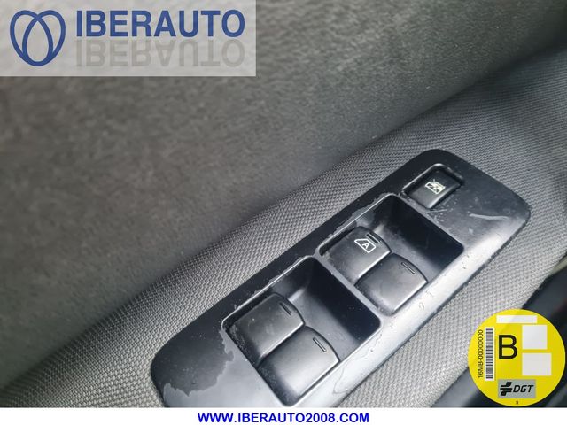 Nissan Qashqai+2 2011