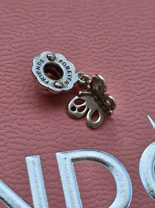 Charm Pandora amicizia farfalla
