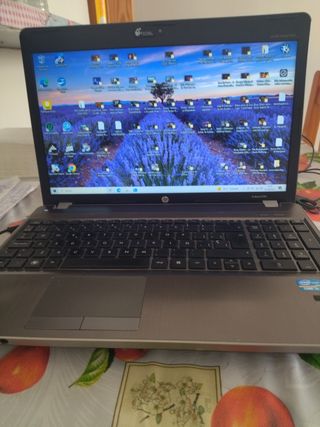 Portátil HP i5 
8 ram 
240 SSD nuevo 
Muy rapido