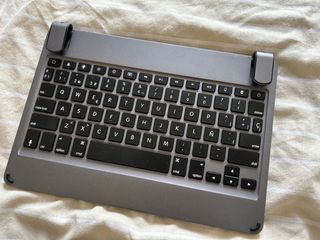 iPad 3ª Gen con Pencil, Teclado y Funda