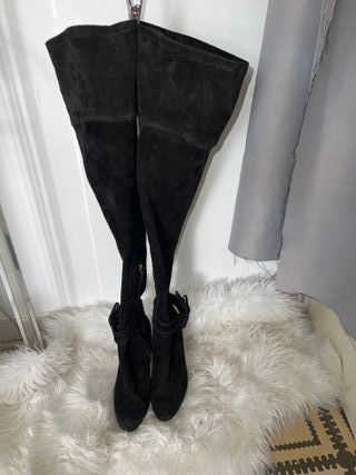 Botas altas de gamuza negra talla 36