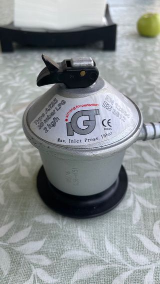 Regulador Gas Butano 30 mbar 2 kg/h