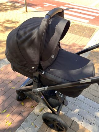 Carrito Jane Muum + Capazo Sweet Negro